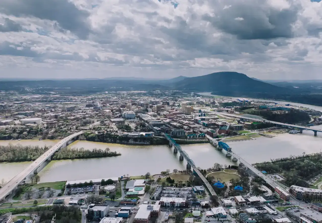 Aerial view of Chattanooga, Tennessee and the Tennessee River
